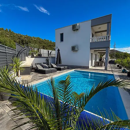 Vila Mari With Private Pool