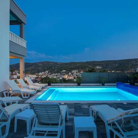 Villa Mari With Private Pool *