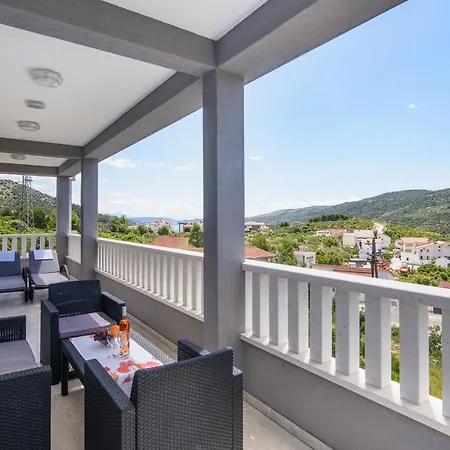 Vila Mari With Private Pool Marina